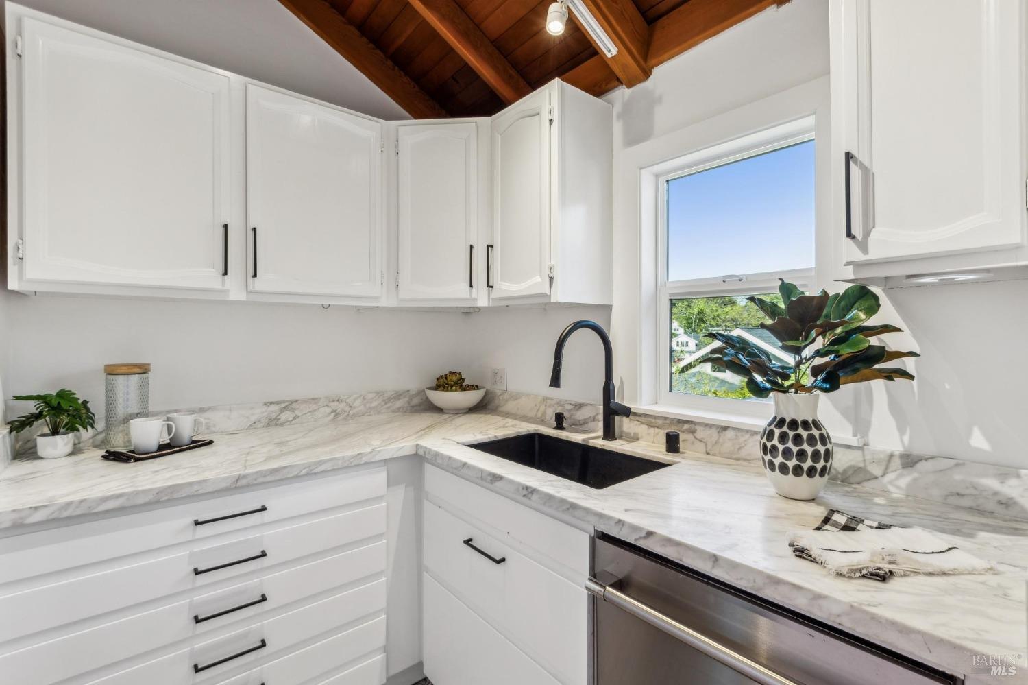 Detail Gallery Image 24 of 99 For 516 Howard St, Petaluma,  CA 94952 - – Beds | – Baths