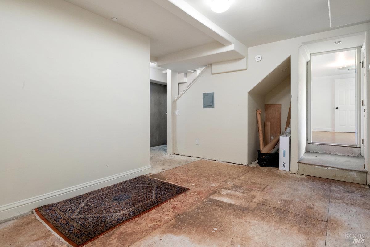 Detail Gallery Image 34 of 44 For 350 Sausalito Blvd, Sausalito,  CA 94965 - 4 Beds | 4/1 Baths