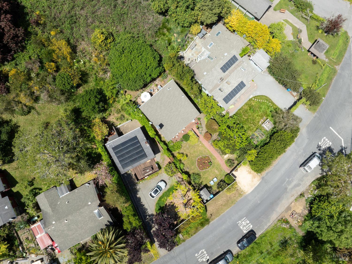 Detail Gallery Image 37 of 51 For 10 Park Ave, Bolinas,  CA 94924 - 2 Beds | 1/1 Baths