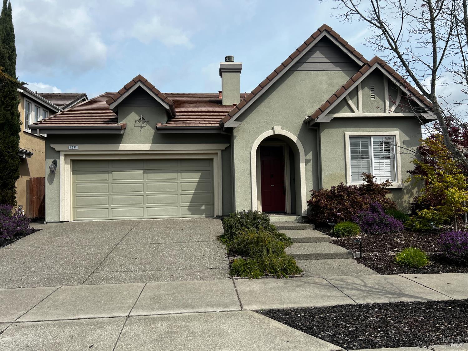 Detail Gallery Image 1 of 1 For 1231 Eagle Dr, Windsor,  CA 95492 - 3 Beds | 2 Baths