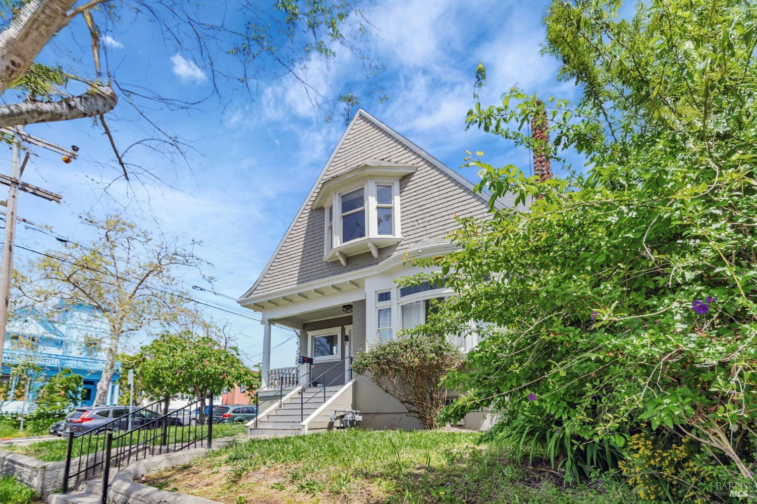 Detail Gallery Image 2 of 74 For 1729 Milvia St, Berkeley,  CA 94709 - – Beds | – Baths
