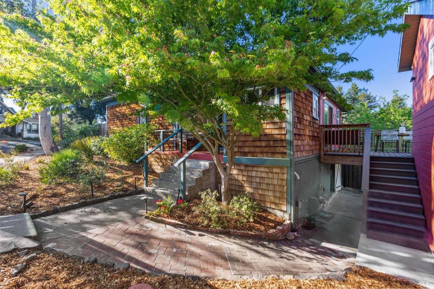 Detail Gallery Image 9 of 99 For 516 Howard St, Petaluma,  CA 94952 - – Beds | – Baths