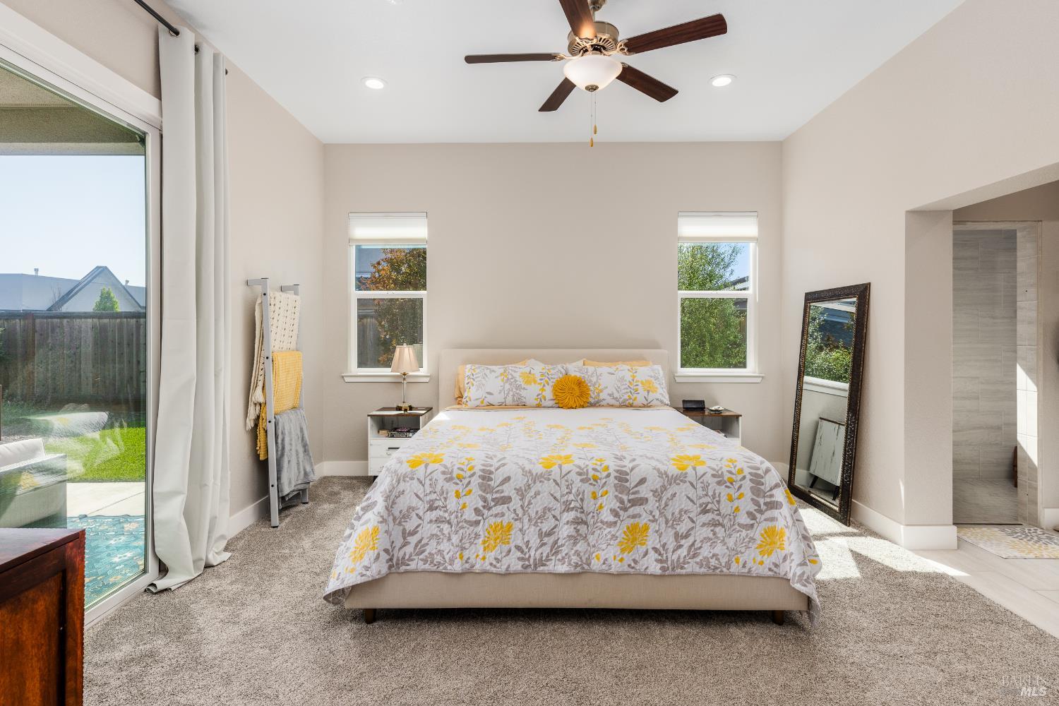 Detail Gallery Image 13 of 32 For 1455 Acorn Way, Windsor,  CA 95492 - 3 Beds | 2 Baths