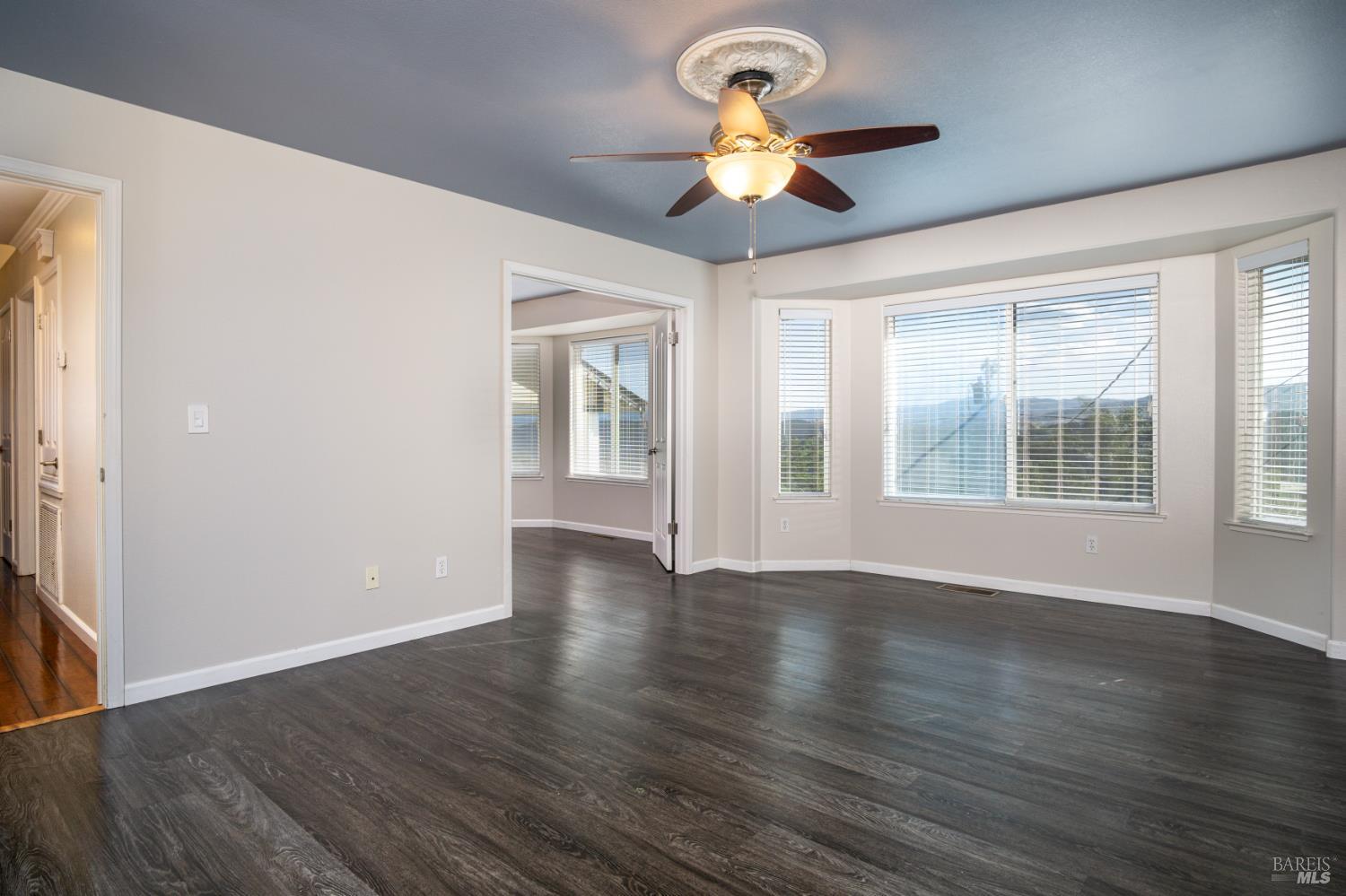 Detail Gallery Image 25 of 53 For 16544 Hacienda Ct, Hidden Valley Lake,  CA 95467 - 5 Beds | 3 Baths