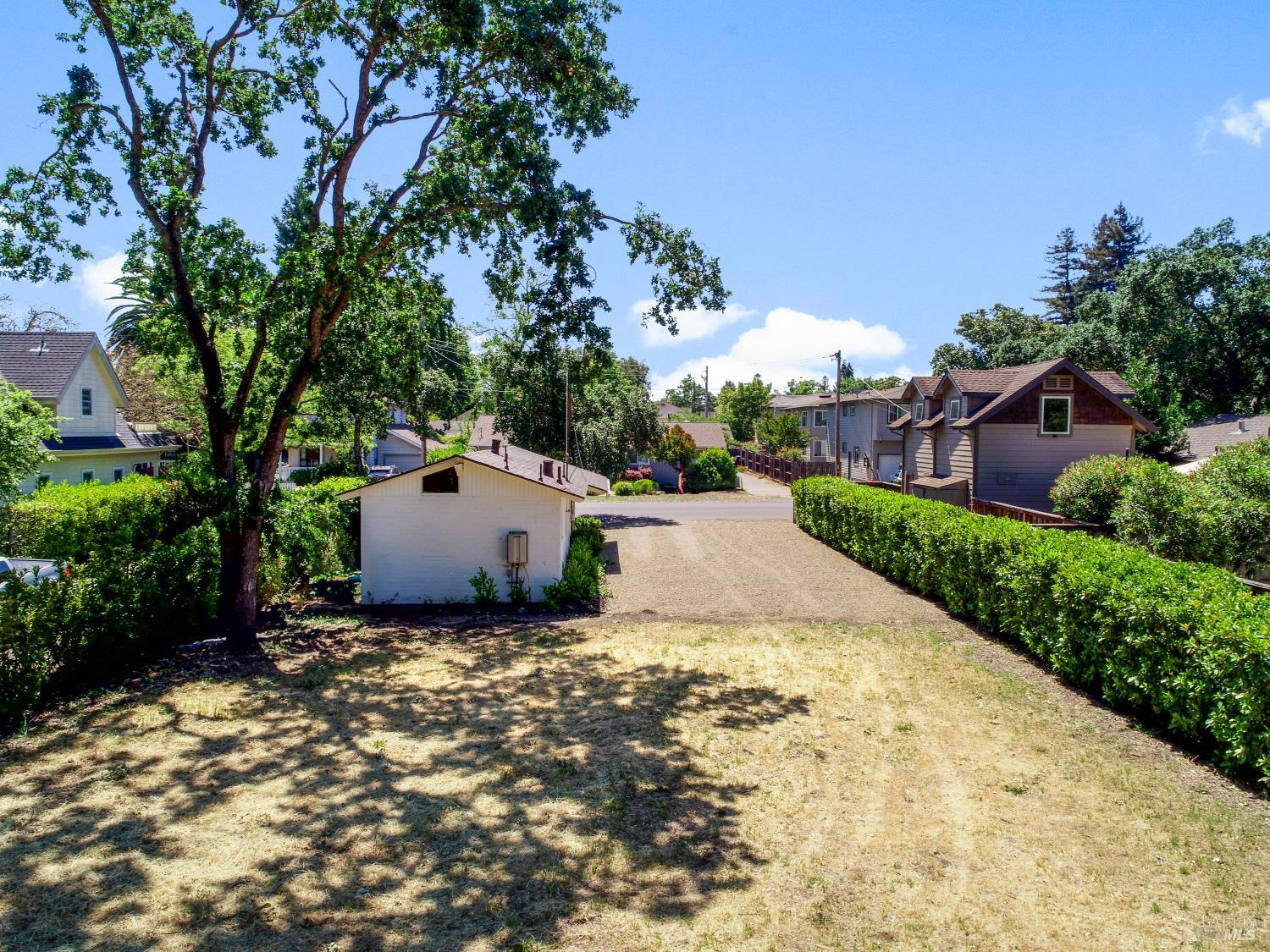 Detail Gallery Image 30 of 37 For 2180 Monroe St, Yountville,  CA 94599 - – Beds | – Baths