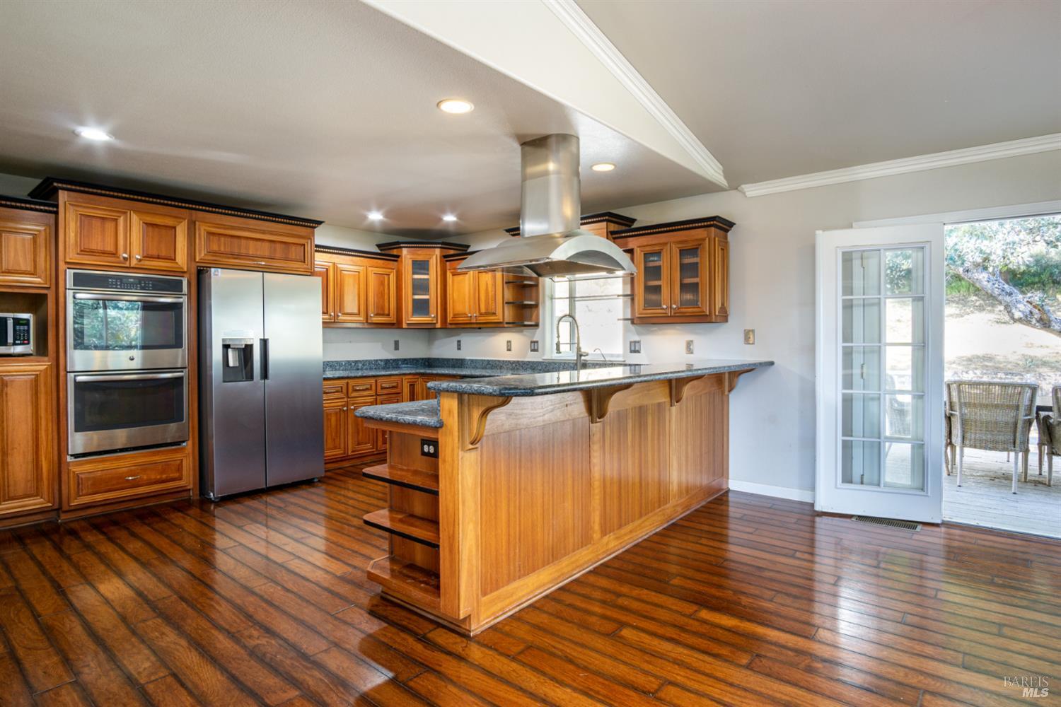 Detail Gallery Image 5 of 53 For 16544 Hacienda Ct, Hidden Valley Lake,  CA 95467 - 5 Beds | 3 Baths