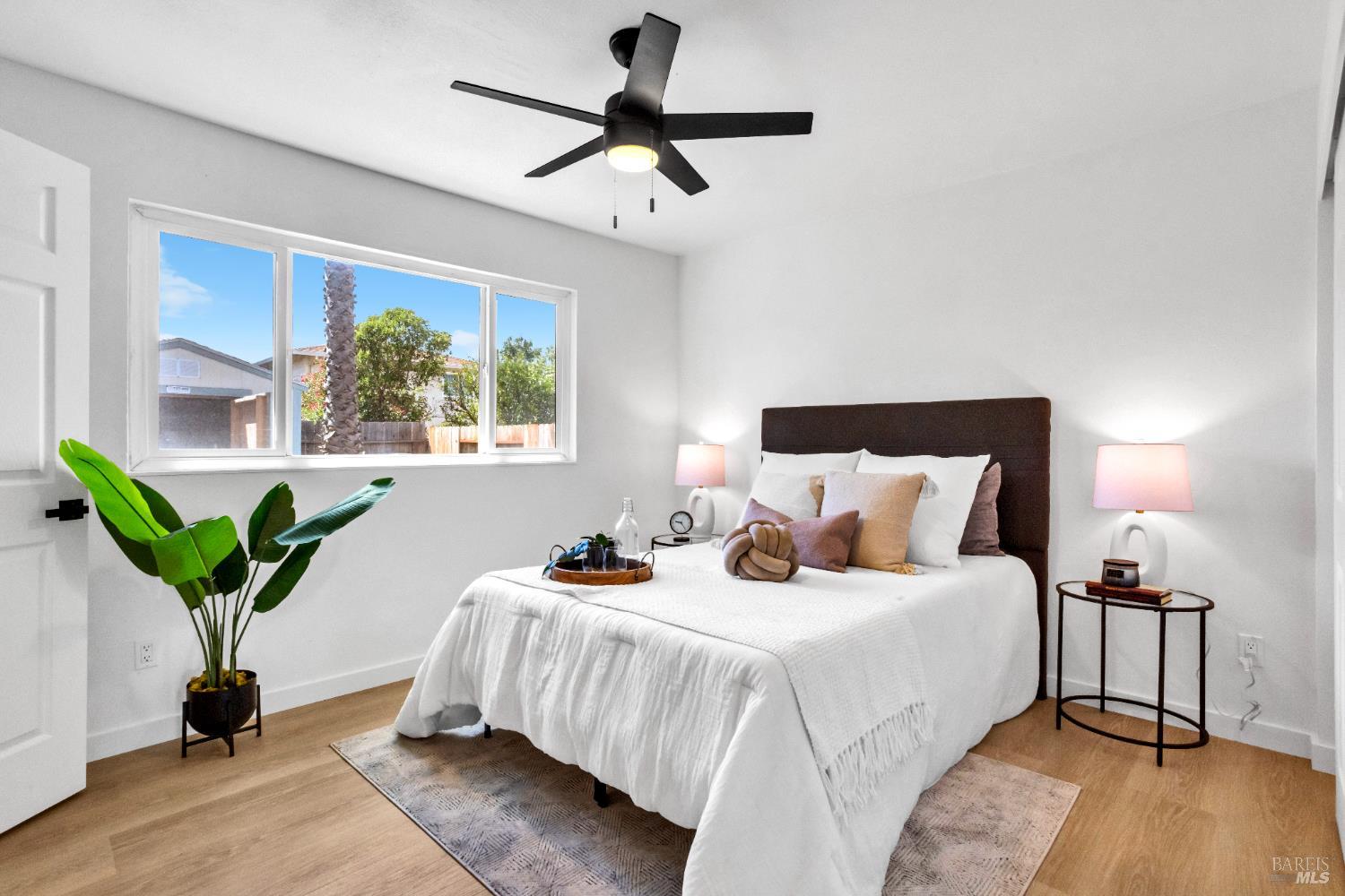 Detail Gallery Image 12 of 27 For 502 Prairie Ct, Suisun City,  CA 94585 - 3 Beds | 2 Baths