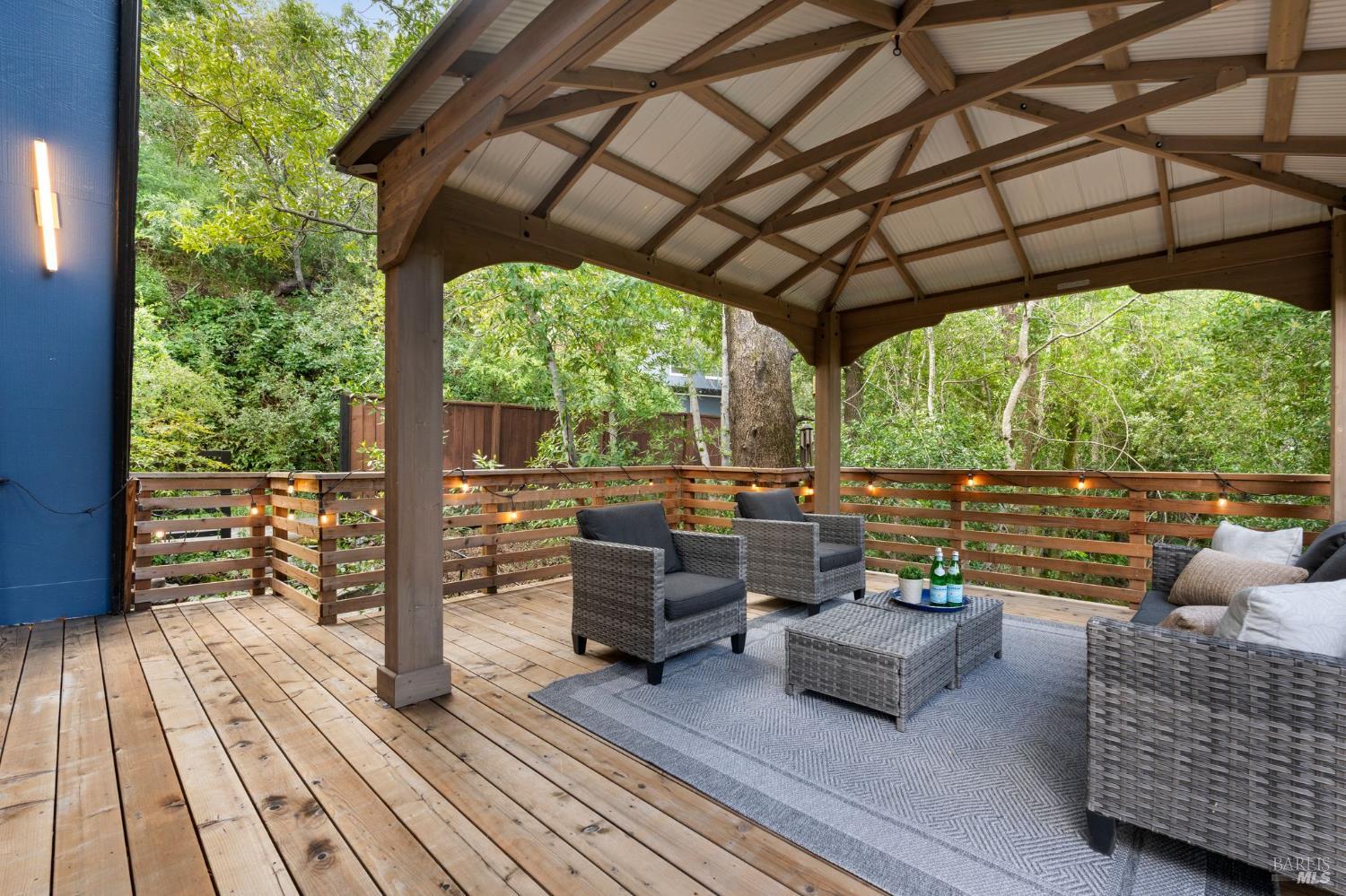 Detail Gallery Image 29 of 66 For 60 Piper Ln, Fairfax,  CA 94930 - 3 Beds | 2 Baths