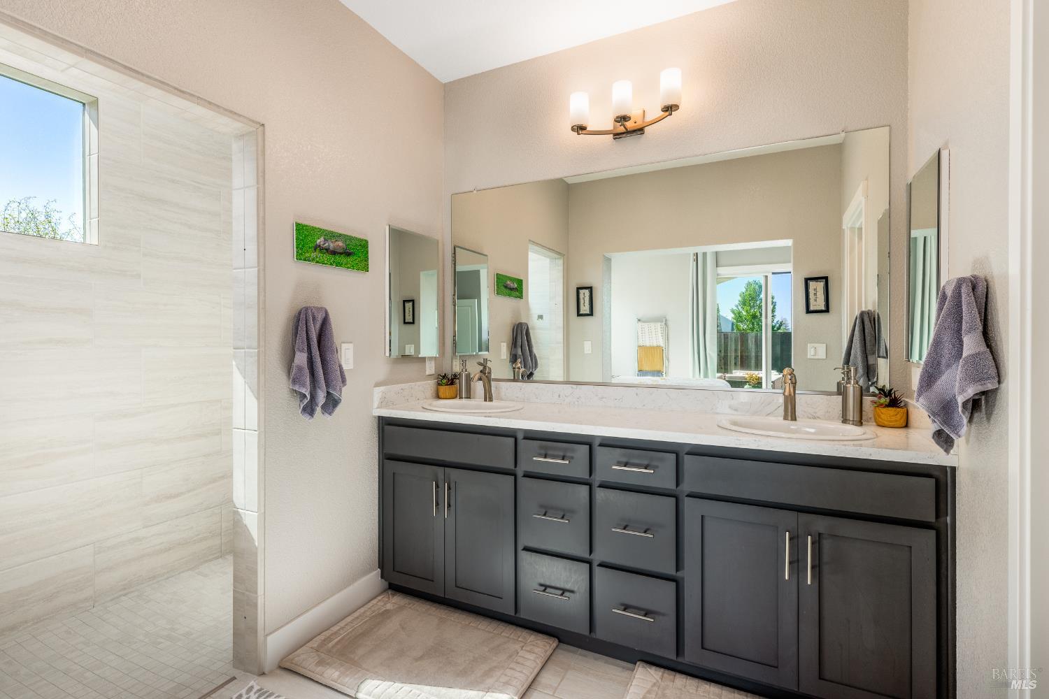 Detail Gallery Image 16 of 32 For 1455 Acorn Way, Windsor,  CA 95492 - 3 Beds | 2 Baths