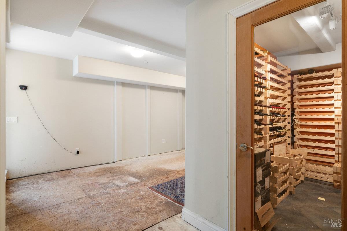 Detail Gallery Image 35 of 44 For 350 Sausalito Blvd, Sausalito,  CA 94965 - 4 Beds | 4/1 Baths
