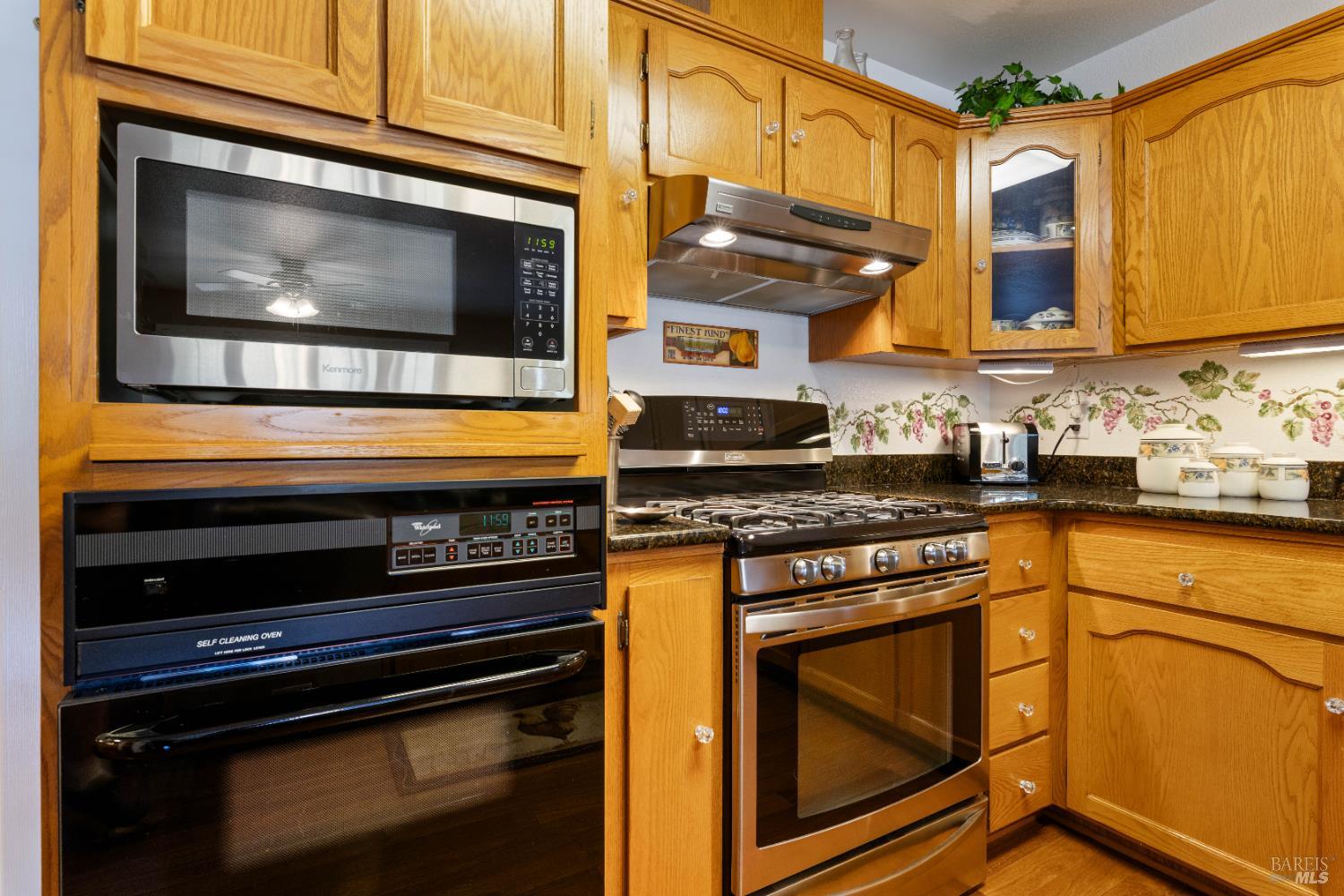 Detail Gallery Image 26 of 59 For 565 Bass Ln, Clearlake Oaks,  CA 95423 - 3 Beds | 2 Baths