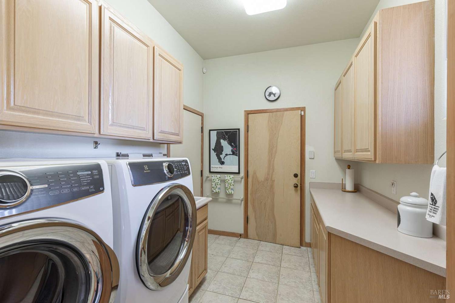 Detail Gallery Image 45 of 61 For 1513 Sea Way, Bodega Bay,  CA 94923 - 3 Beds | 2/1 Baths