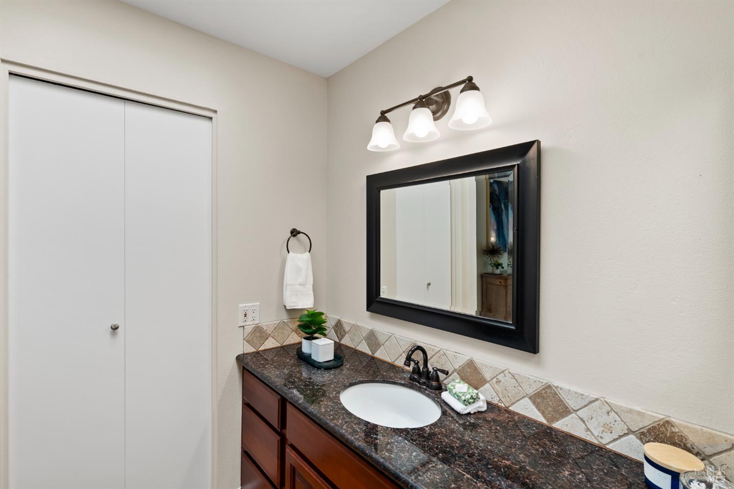 Detail Gallery Image 15 of 38 For 20912 via Colombard Unkn, Sonoma,  CA 95476 - 2 Beds | 2 Baths