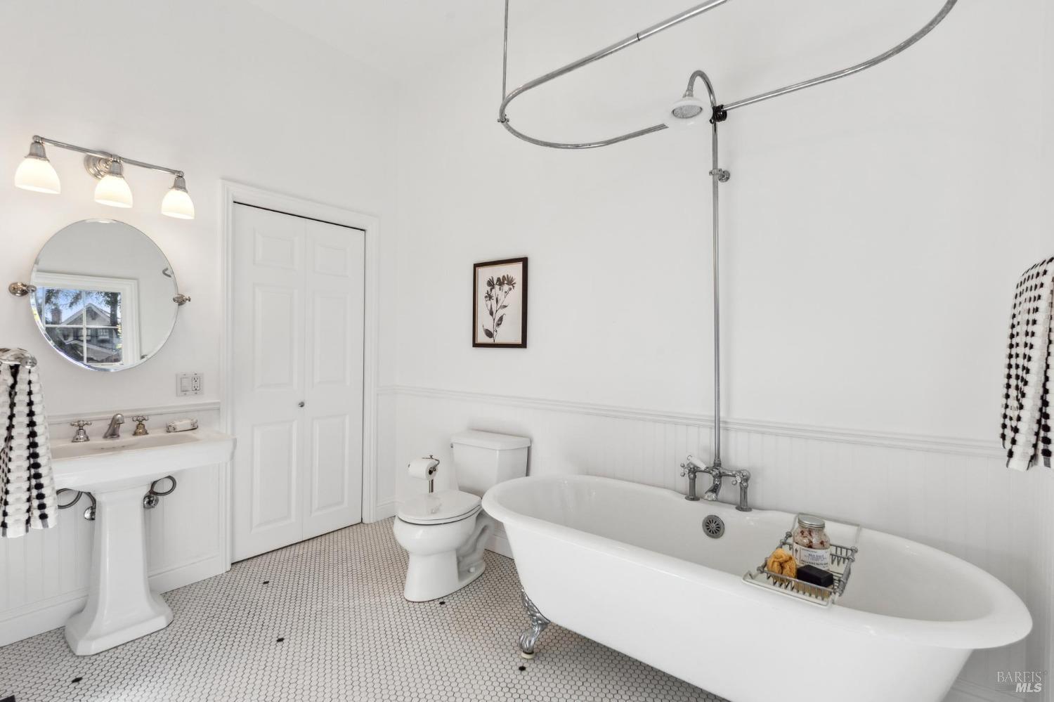 Detail Gallery Image 32 of 99 For 516 Howard St, Petaluma,  CA 94952 - – Beds | – Baths