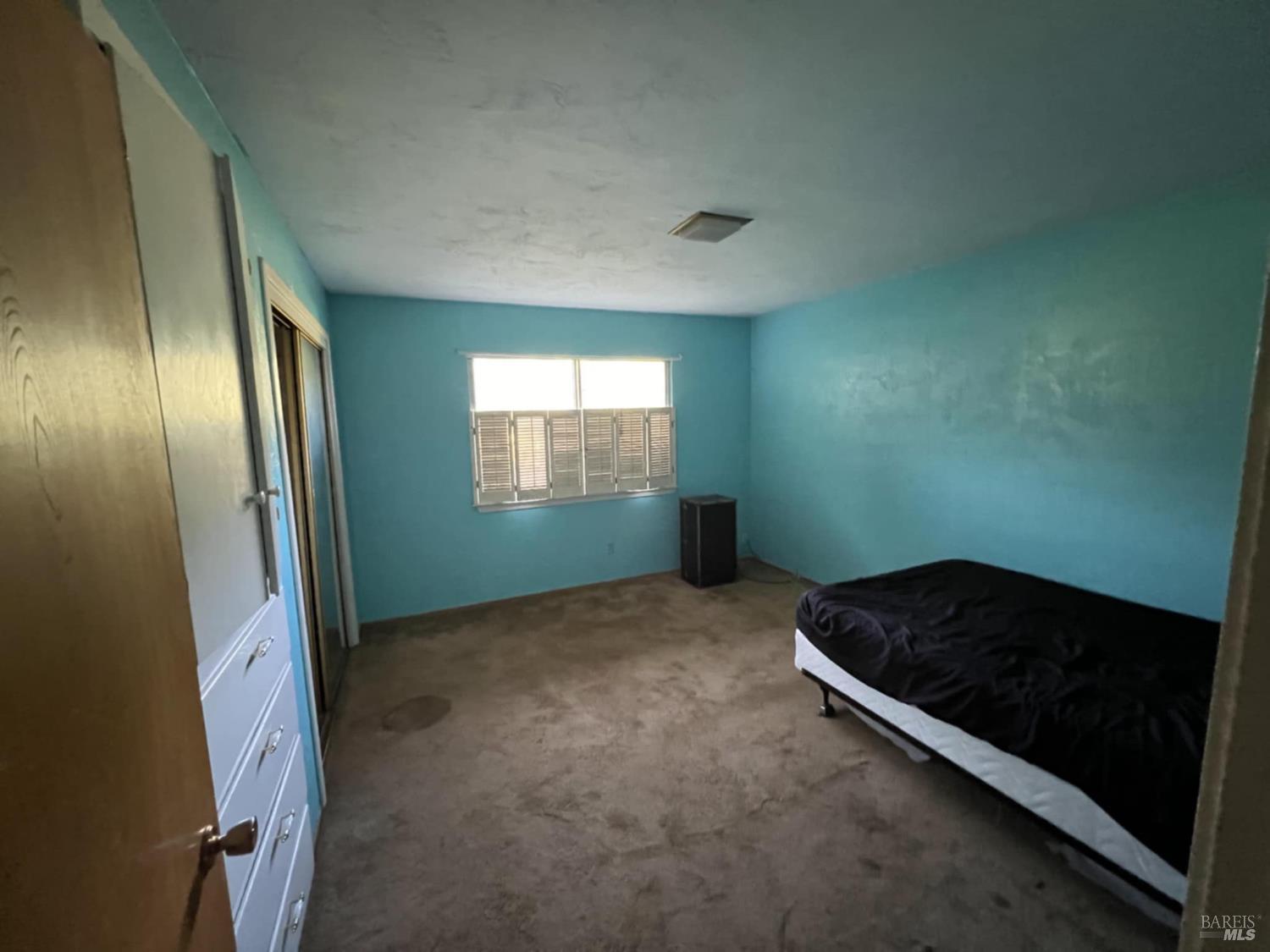 Detail Gallery Image 5 of 37 For 78951 Zenia Rd, Covelo,  CA 95428 - 3 Beds | 1/1 Baths