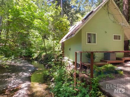 Detail Gallery Image 8 of 30 For 14503 Camino Del Arroyo Rd, Guerneville,  CA 95446 - 2 Beds | 2 Baths