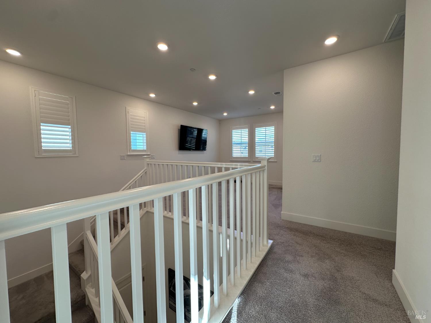 Detail Gallery Image 11 of 29 For 2478 Elan Dr, Fairfield,  CA 94533 - 5 Beds | 3 Baths