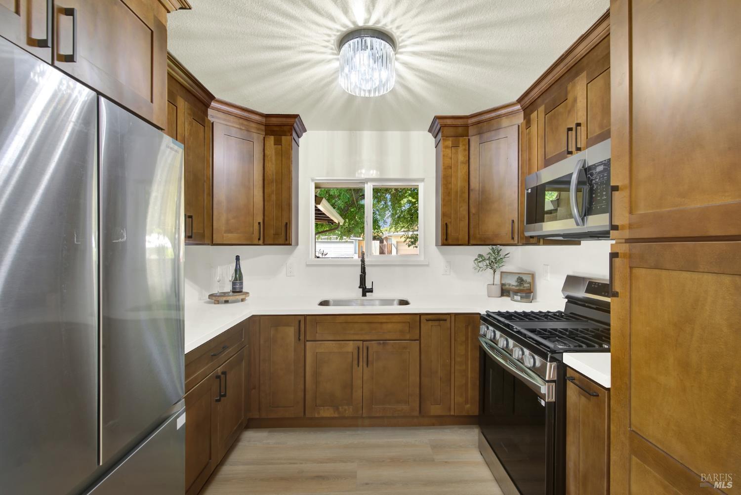 Detail Gallery Image 20 of 63 For 191 Juniper St, Vacaville,  CA 95688 - 3 Beds | 2 Baths