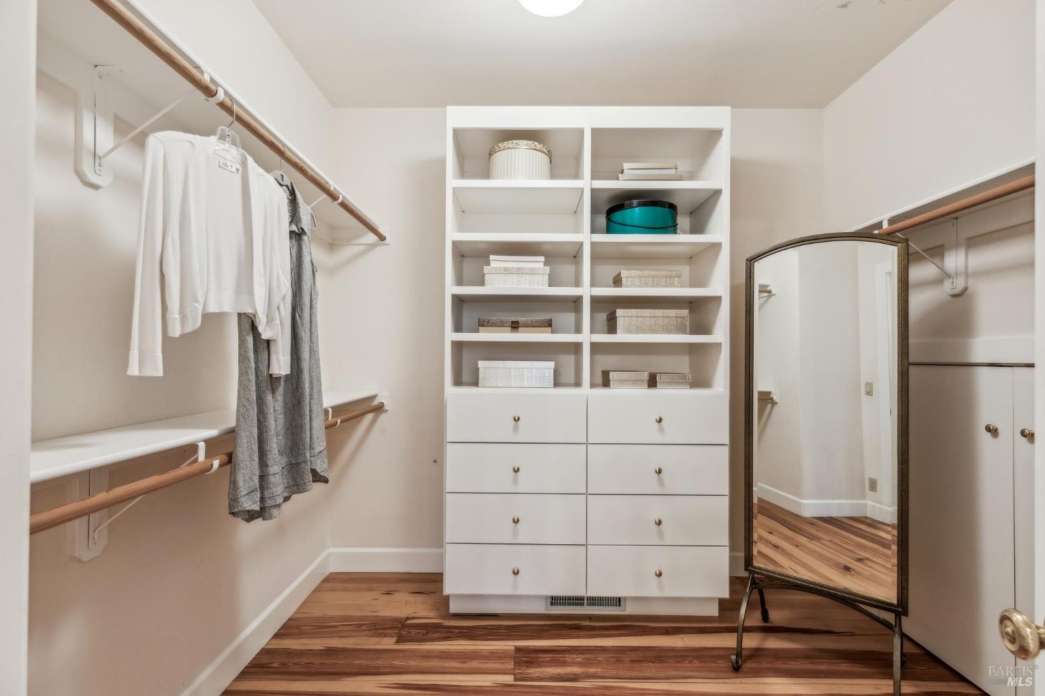 Detail Gallery Image 45 of 83 For 107 Knoll Ct, Saint Helena,  CA 94574 - 4 Beds | 3/1 Baths