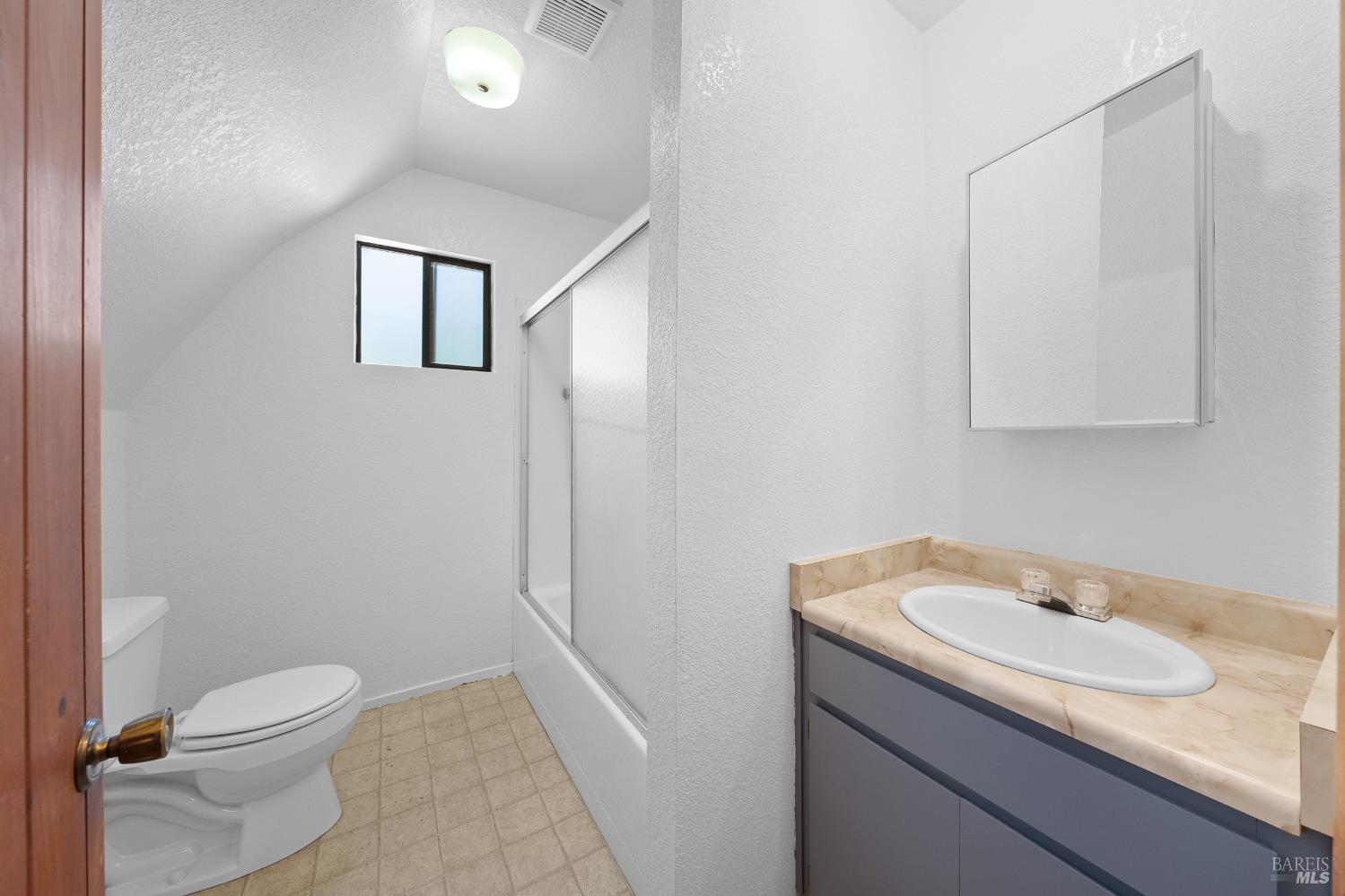Detail Gallery Image 52 of 94 For 17651 Van Arsdale Rd, Potter Valley,  CA 95469 - 6 Beds | 5 Baths