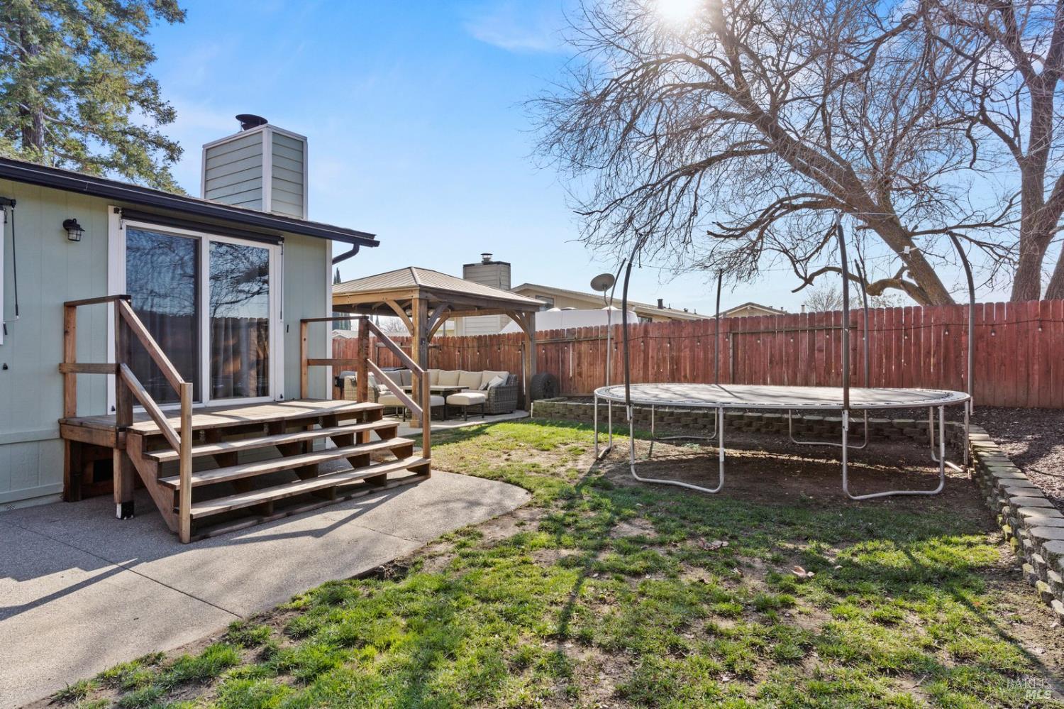 Detail Gallery Image 47 of 52 For 491 Aberdeen Way, Vacaville,  CA 95687 - 3 Beds | 2 Baths