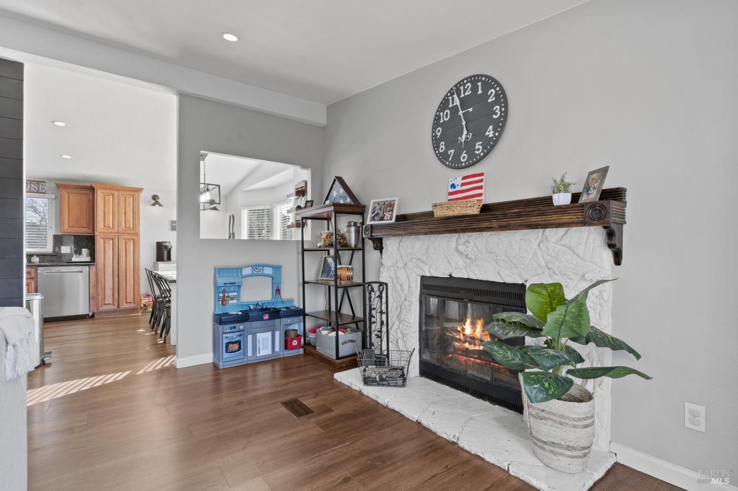 Detail Gallery Image 17 of 52 For 491 Aberdeen Way, Vacaville,  CA 95687 - 3 Beds | 2 Baths