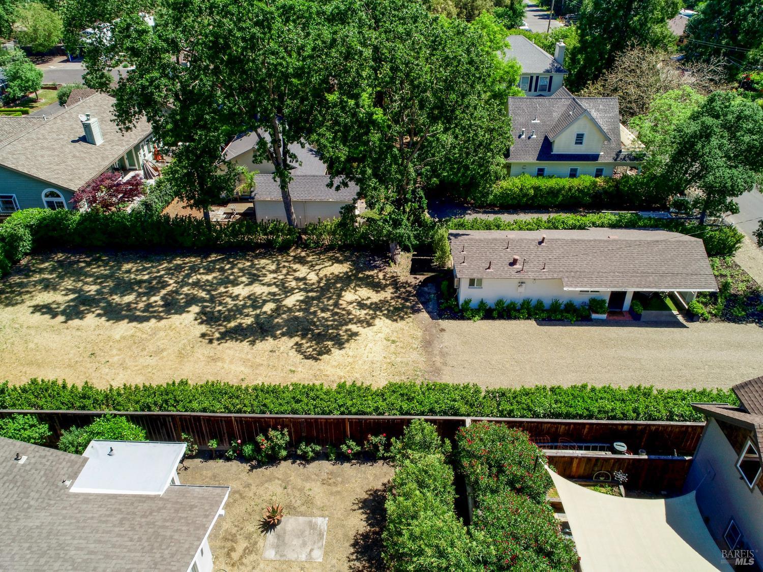 Detail Gallery Image 8 of 37 For 2180 Monroe St, Yountville,  CA 94599 - – Beds | – Baths