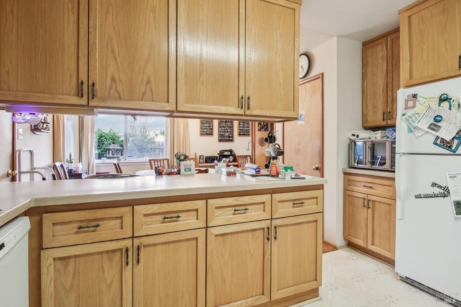 Detail Gallery Image 9 of 20 For 6101 Rosalind Ave, Richmond,  CA 94805 - 5 Beds | 4 Baths