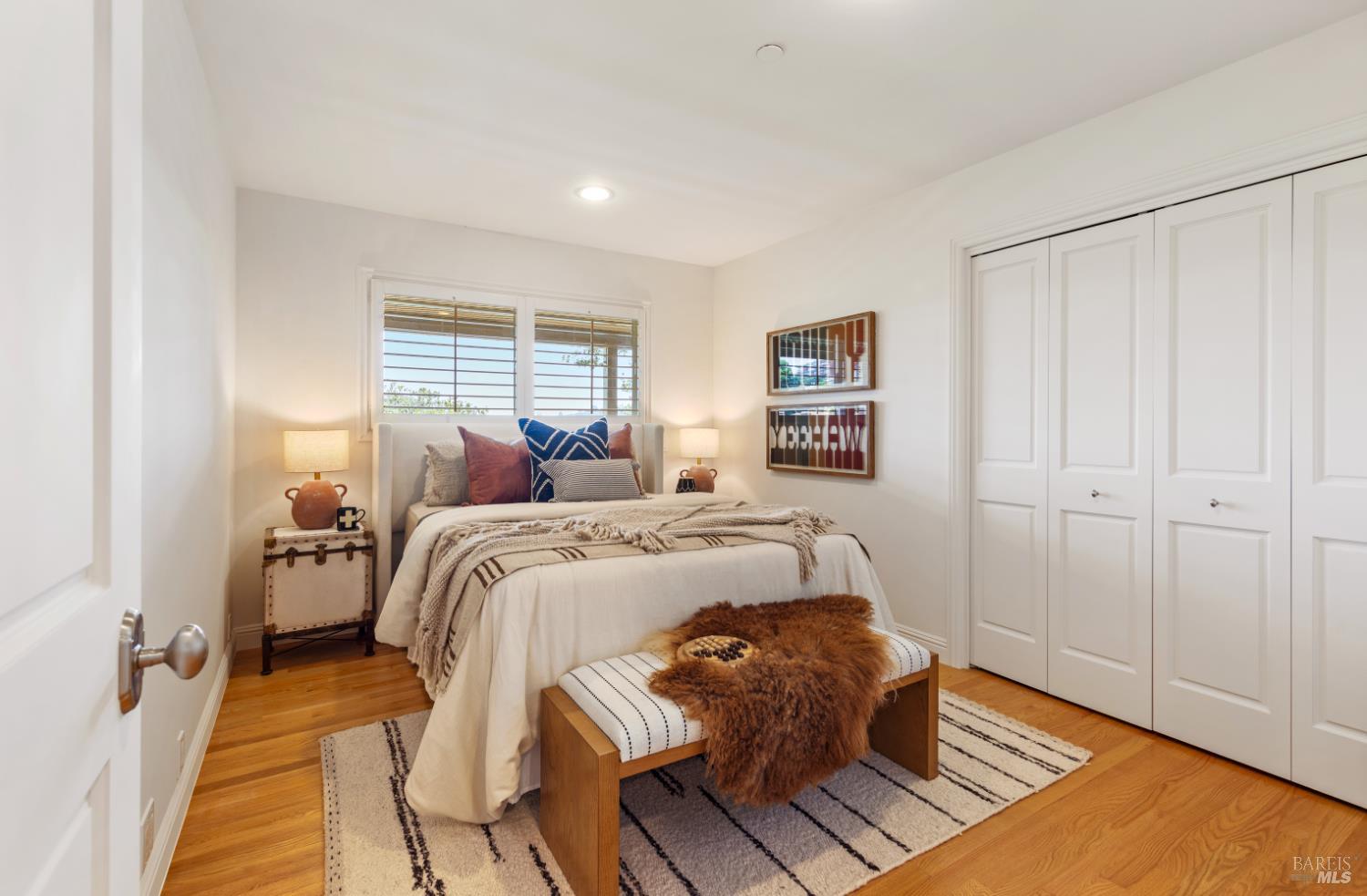 Detail Gallery Image 32 of 50 For 91 Round Hill Rd, Tiburon,  CA 94920 - 5 Beds | 4/1 Baths