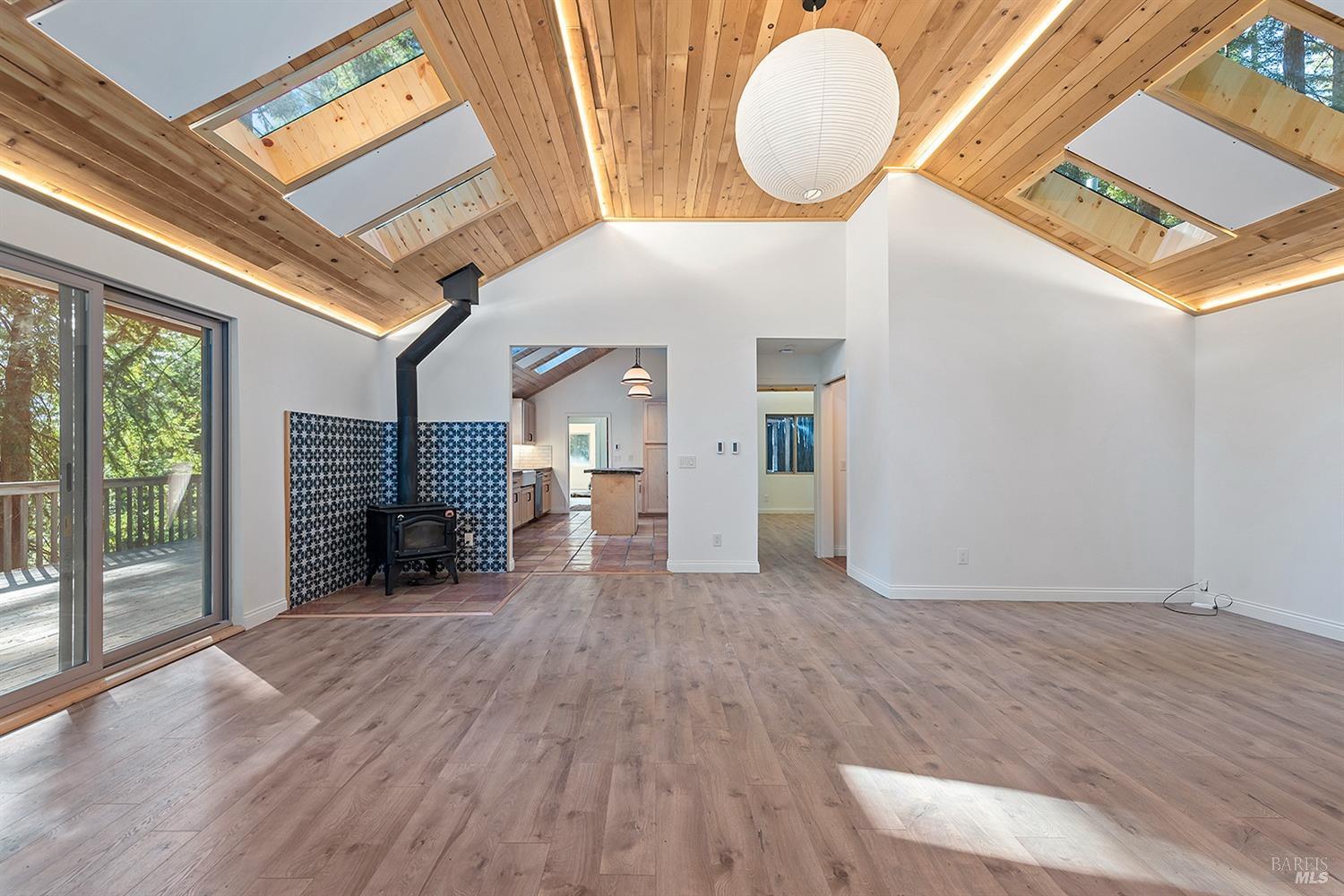 Detail Gallery Image 13 of 50 For 17075 Fitzpatrick Ln, Occidental,  CA 95465 - 3 Beds | 3 Baths
