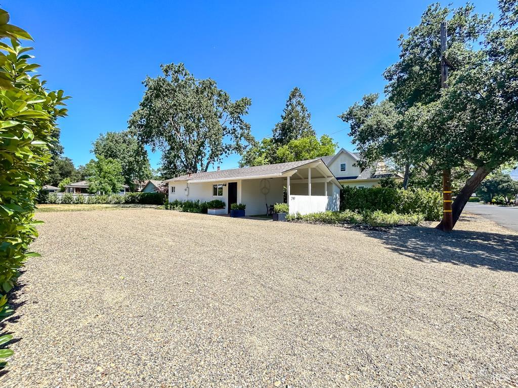 Detail Gallery Image 31 of 37 For 2180 Monroe St, Yountville,  CA 94599 - – Beds | – Baths