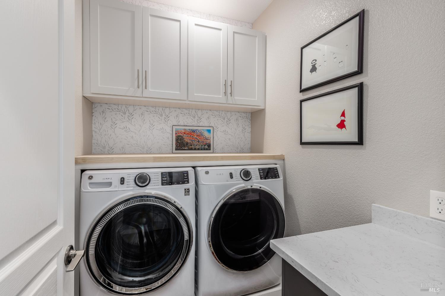 Detail Gallery Image 21 of 32 For 1455 Acorn Way, Windsor,  CA 95492 - 3 Beds | 2 Baths