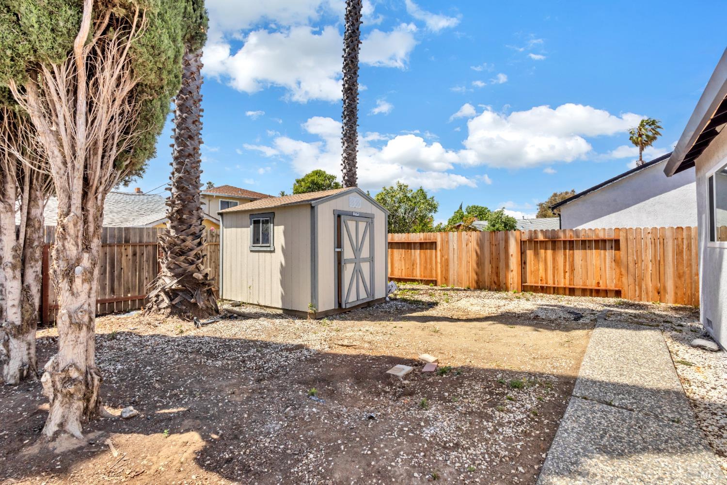 Detail Gallery Image 17 of 27 For 502 Prairie Ct, Suisun City,  CA 94585 - 3 Beds | 2 Baths