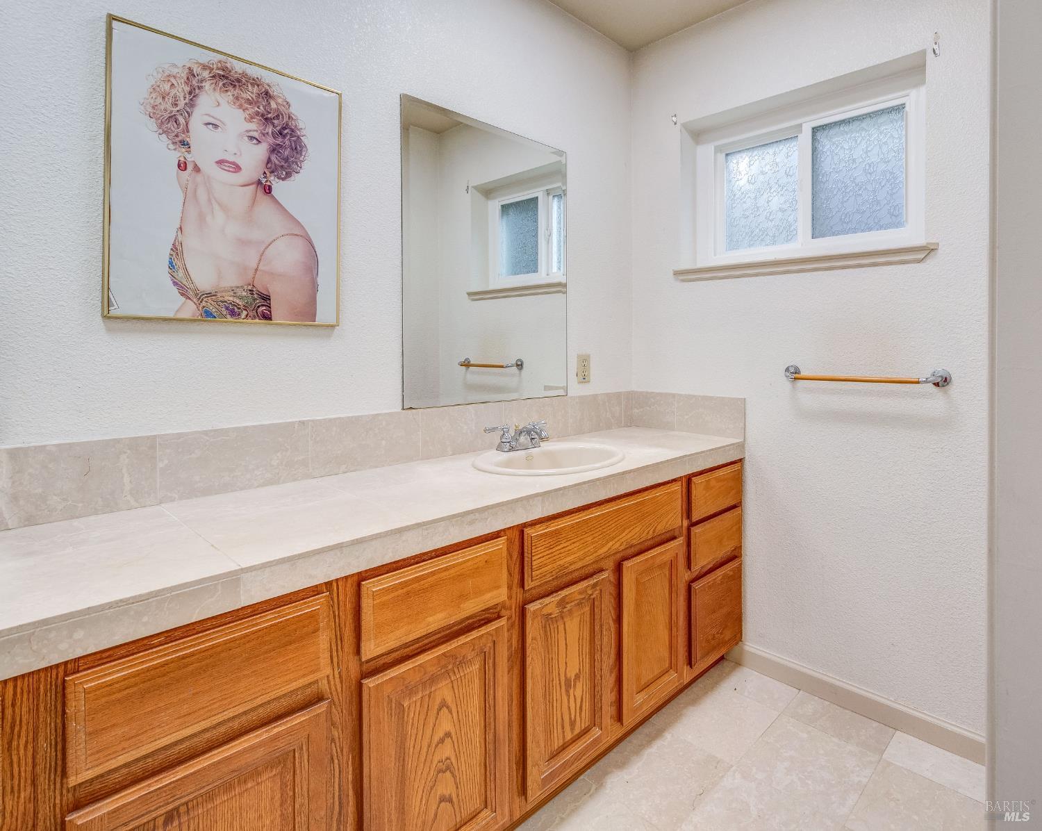 Detail Gallery Image 20 of 31 For 32 Romine Way, Vallejo,  CA 94591 - 5 Beds | 3 Baths