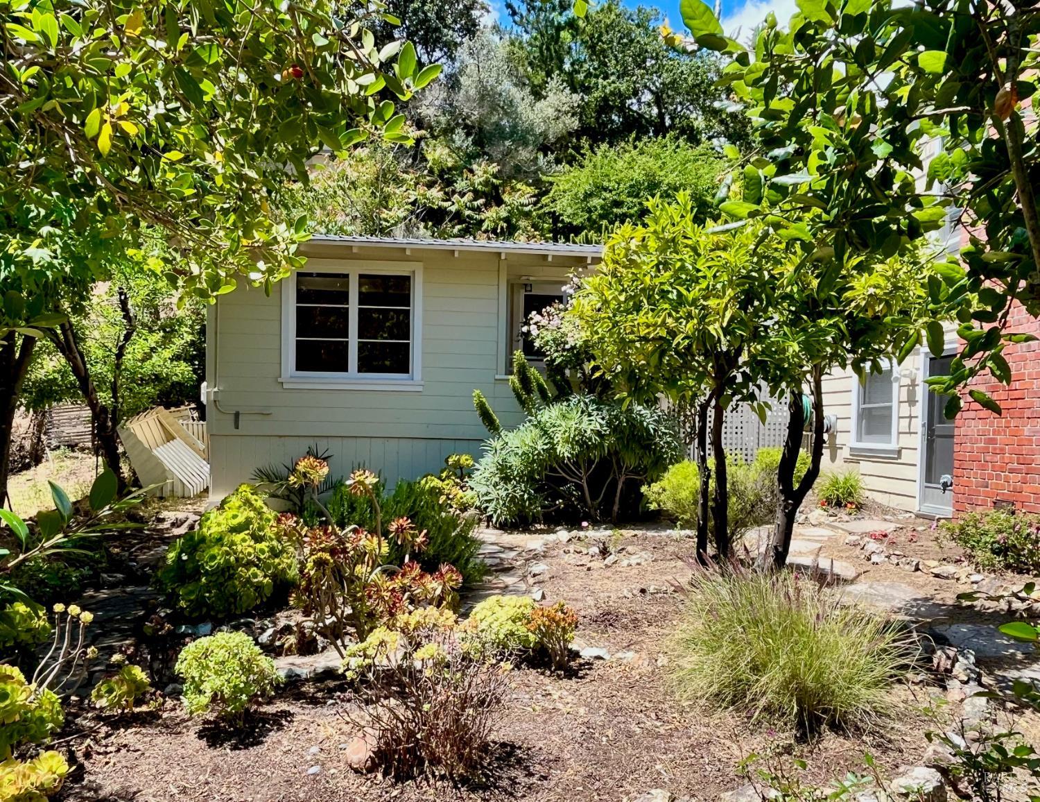 Detail Gallery Image 18 of 19 For 14 Belle Ave a,  San Rafael,  CA 94901 - 0 Beds | 1 Baths