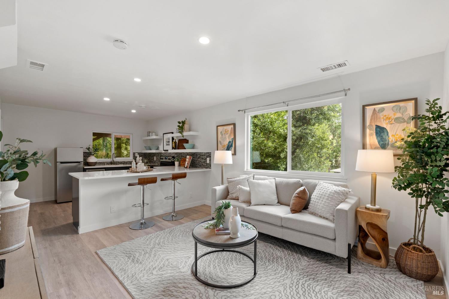 Detail Gallery Image 33 of 66 For 60 Piper Ln, Fairfax,  CA 94930 - 3 Beds | 2 Baths
