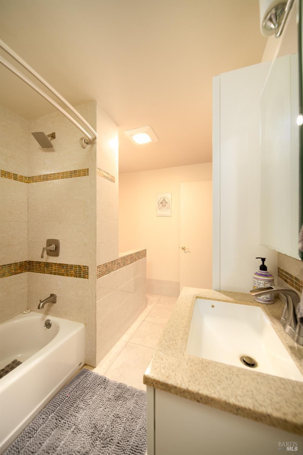 Detail Gallery Image 8 of 25 For 15213 Wee Way, Guerneville,  CA 95446 - 3 Beds | 2 Baths