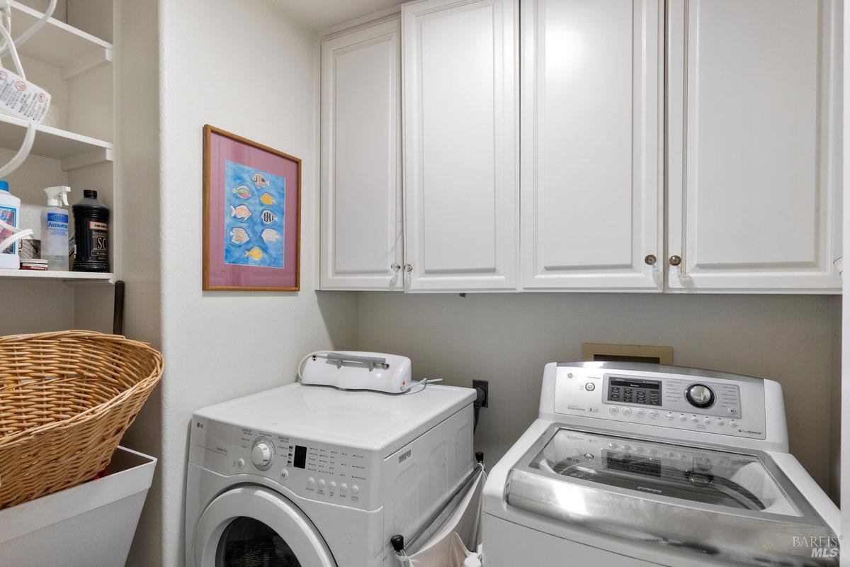 Detail Gallery Image 25 of 44 For 350 Sausalito Blvd, Sausalito,  CA 94965 - 4 Beds | 4/1 Baths