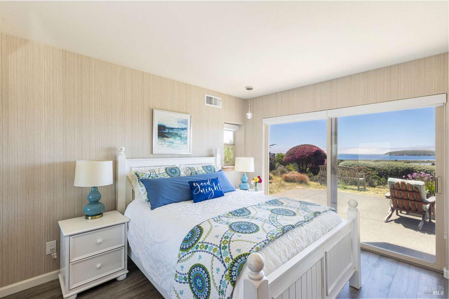 Detail Gallery Image 36 of 61 For 1513 Sea Way, Bodega Bay,  CA 94923 - 3 Beds | 2/1 Baths