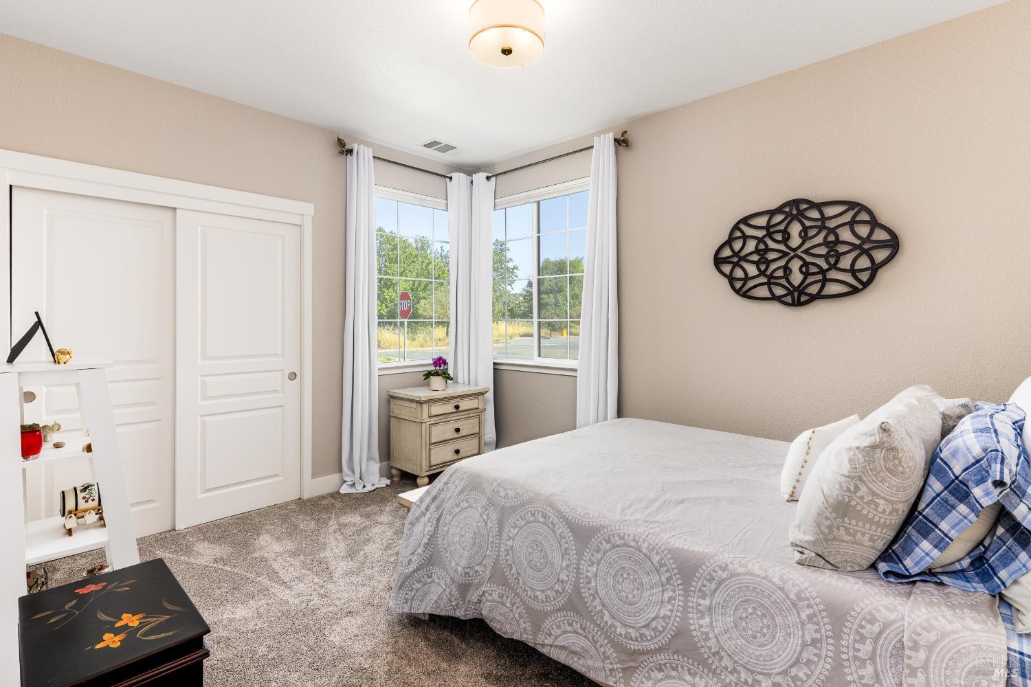 Detail Gallery Image 18 of 32 For 1455 Acorn Way, Windsor,  CA 95492 - 3 Beds | 2 Baths