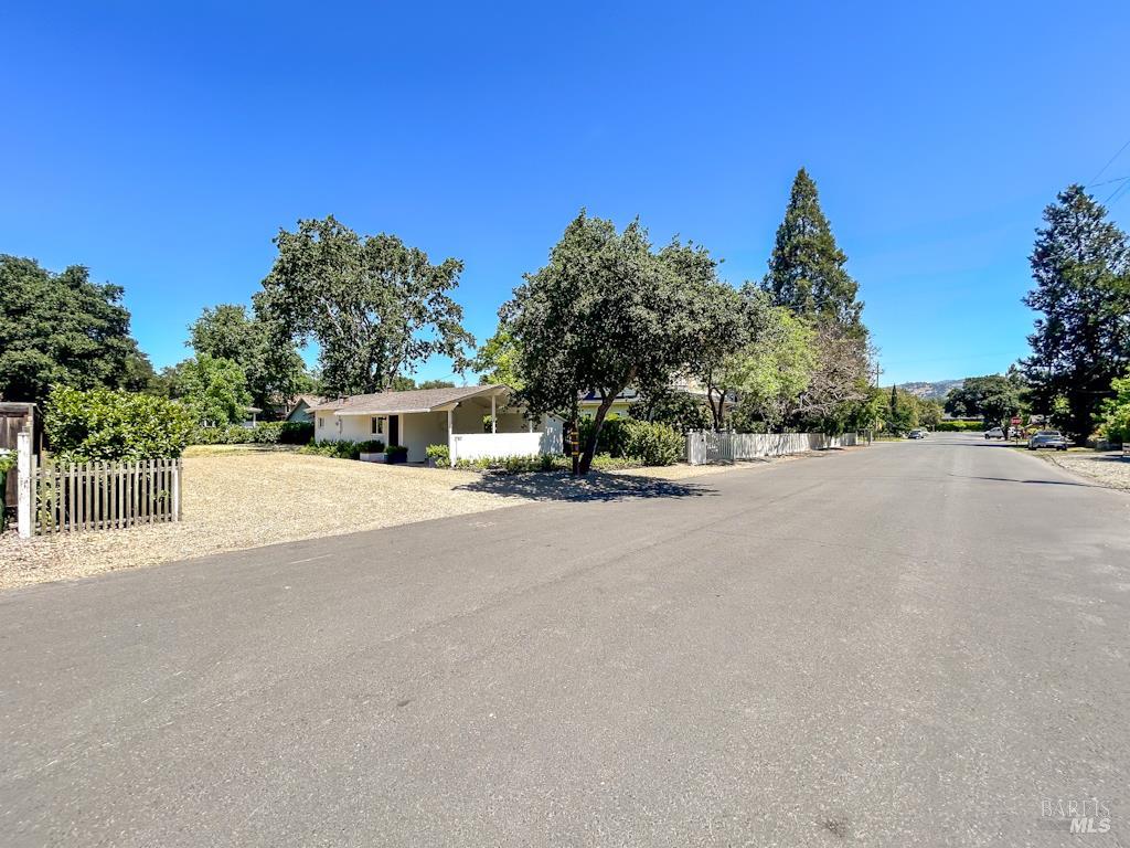 Detail Gallery Image 24 of 37 For 2180 Monroe St, Yountville,  CA 94599 - – Beds | – Baths