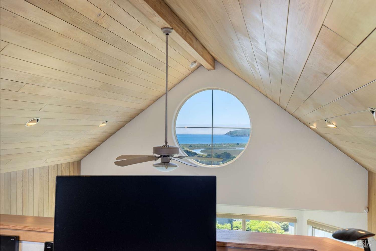 Detail Gallery Image 31 of 61 For 1513 Sea Way, Bodega Bay,  CA 94923 - 3 Beds | 2/1 Baths