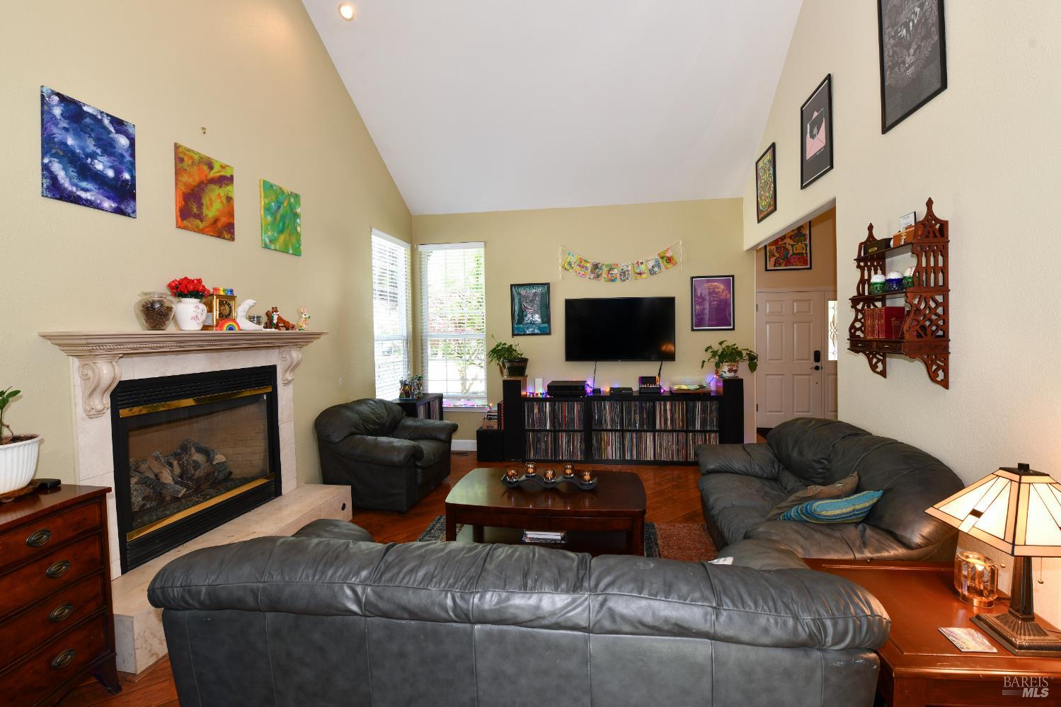 Detail Gallery Image 11 of 35 For 15530 Monte Rosa Ave, Guerneville,  CA 95446 - 1 Beds | 2/1 Baths
