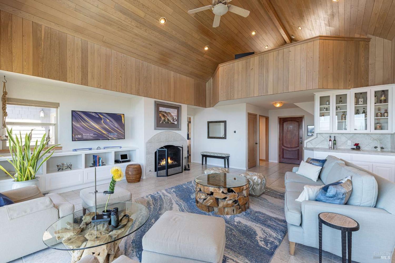 Detail Gallery Image 18 of 61 For 1513 Sea Way, Bodega Bay,  CA 94923 - 3 Beds | 2/1 Baths