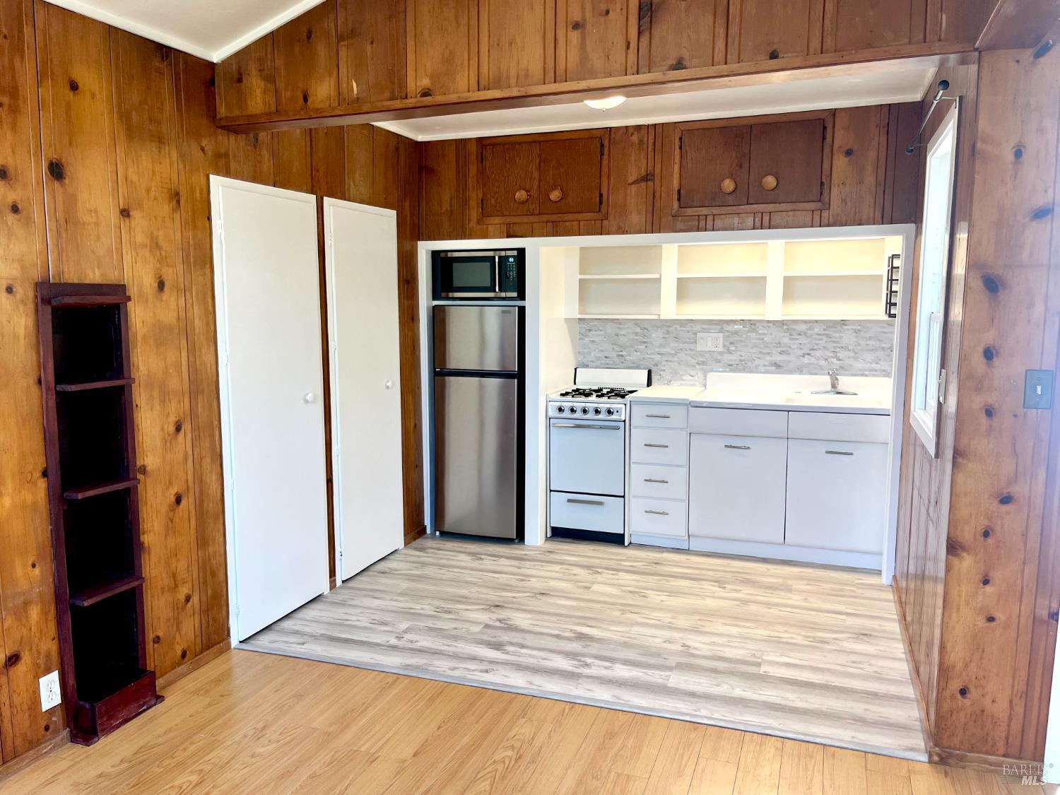 Detail Gallery Image 9 of 19 For 14 Belle Ave a,  San Rafael,  CA 94901 - 0 Beds | 1 Baths
