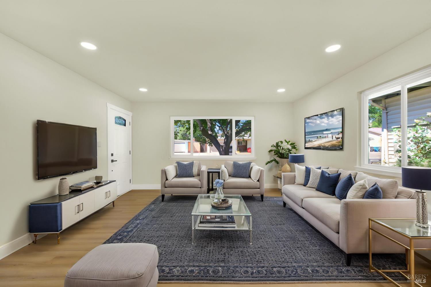 Detail Gallery Image 7 of 63 For 191 Juniper St, Vacaville,  CA 95688 - 3 Beds | 2 Baths