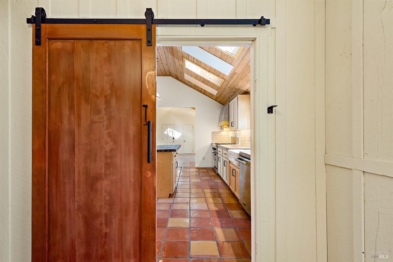 Detail Gallery Image 19 of 50 For 17075 Fitzpatrick Ln, Occidental,  CA 95465 - 3 Beds | 3 Baths