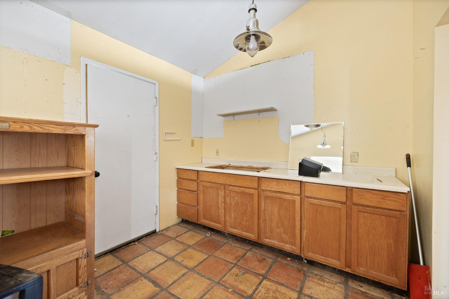Detail Gallery Image 41 of 42 For 1045 3rd Ave, Napa,  CA 94558 - 2 Beds | 1 Baths