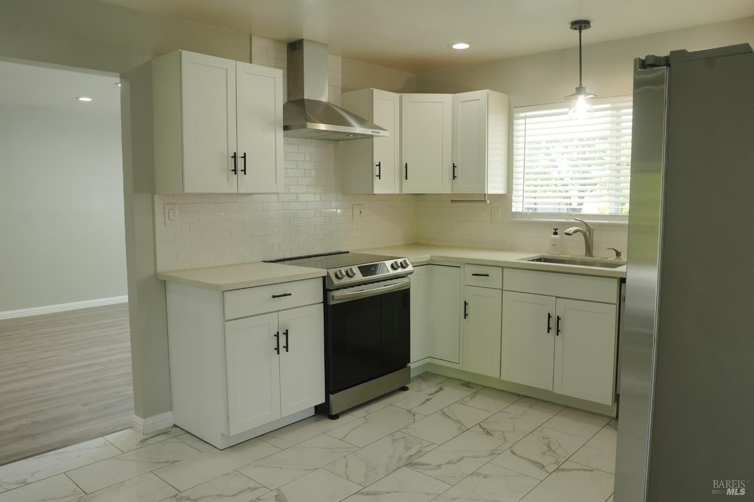 Detail Gallery Image 10 of 36 For 1648 Tallac St, Napa,  CA 94558 - 3 Beds | 2 Baths