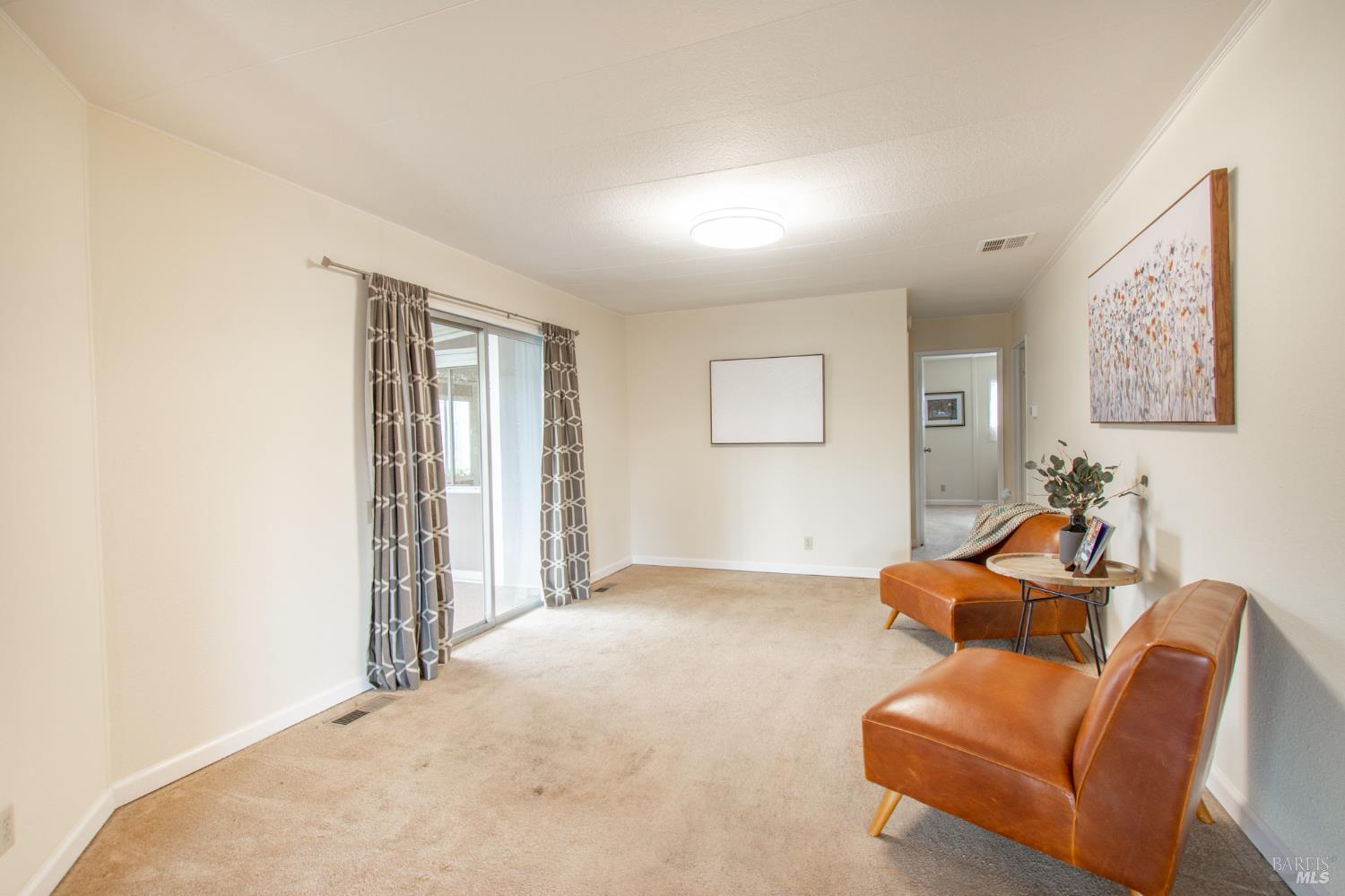 Detail Gallery Image 17 of 31 For 110 San Antonio Way, Yountville,  CA 94599 - 2 Beds | 2 Baths